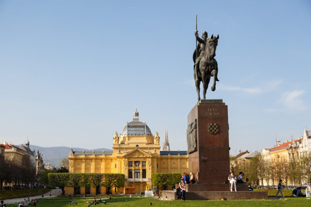 Zagreb Trg kralja Tomislava
